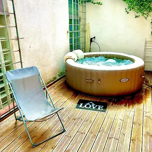 Le Patio Jacuzzi Centre Apartamento